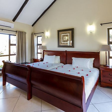 Zulu Nyala Game Lodge フルフルウェ エクステリア 写真
